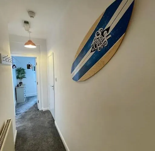 First Floor Apartment With Mountain Views